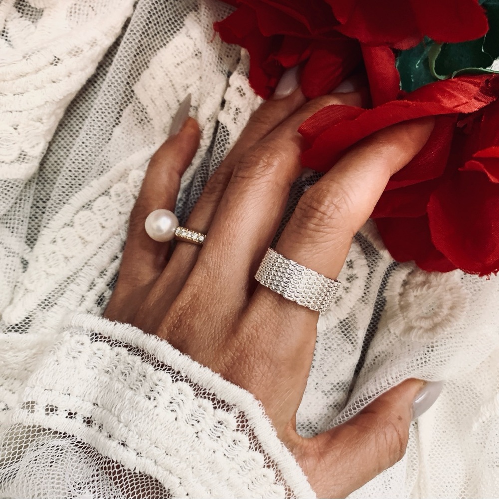 Elegant Silver Pearl Ring Set